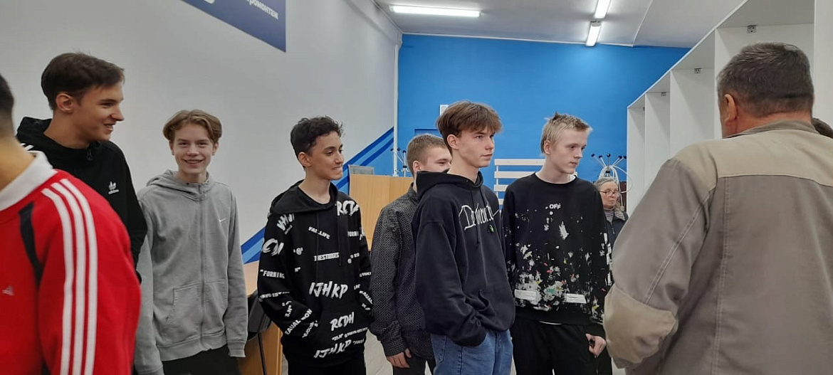 Экскурсия по мастерским