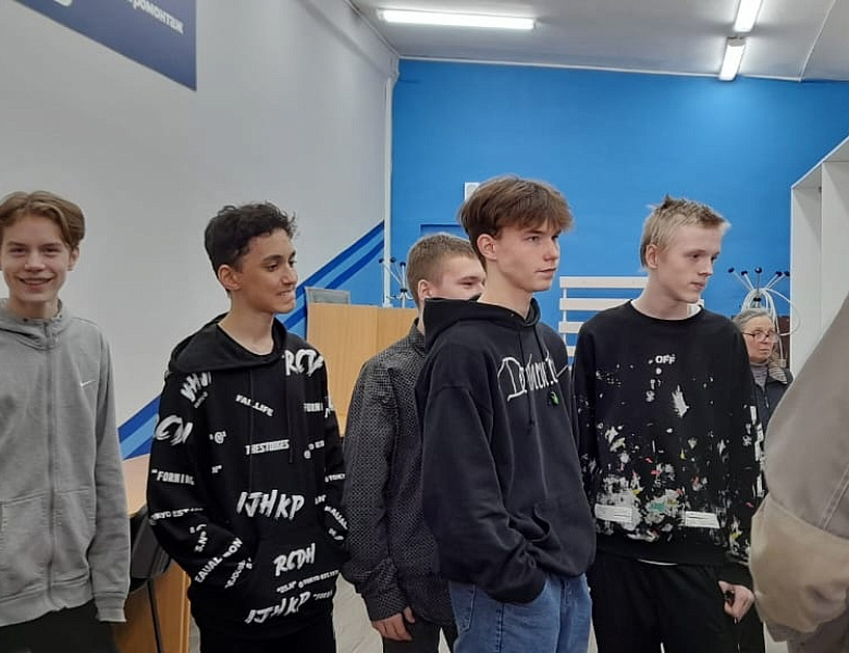 Экскурсия по мастерским