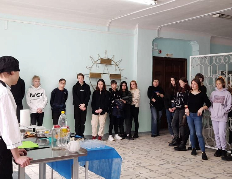 Профориентационная встреча с выпускниками школ № 30 и реабилитационным центром «Золотая осень»